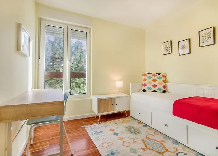 Apartment Cascais Calm & Spacious Retreat Lissabon