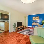 Cascais Calm & Spacious Retreat Апартаменты *